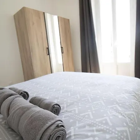 Ferienwohnung Le Logis De La Gare - 4 Min A Pied De La Gare Bourg-en-Bresse Exterior foto